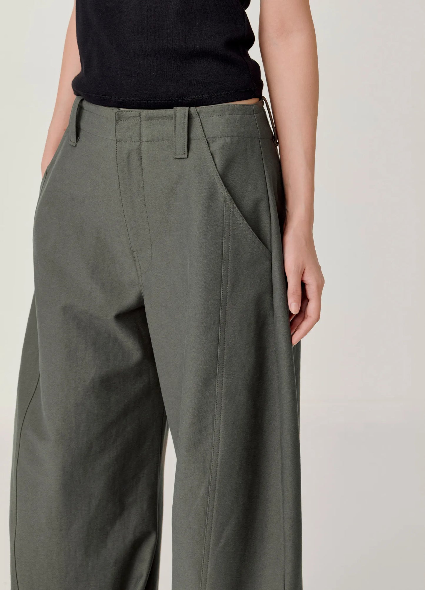 Curved Stitch Wide Trousers