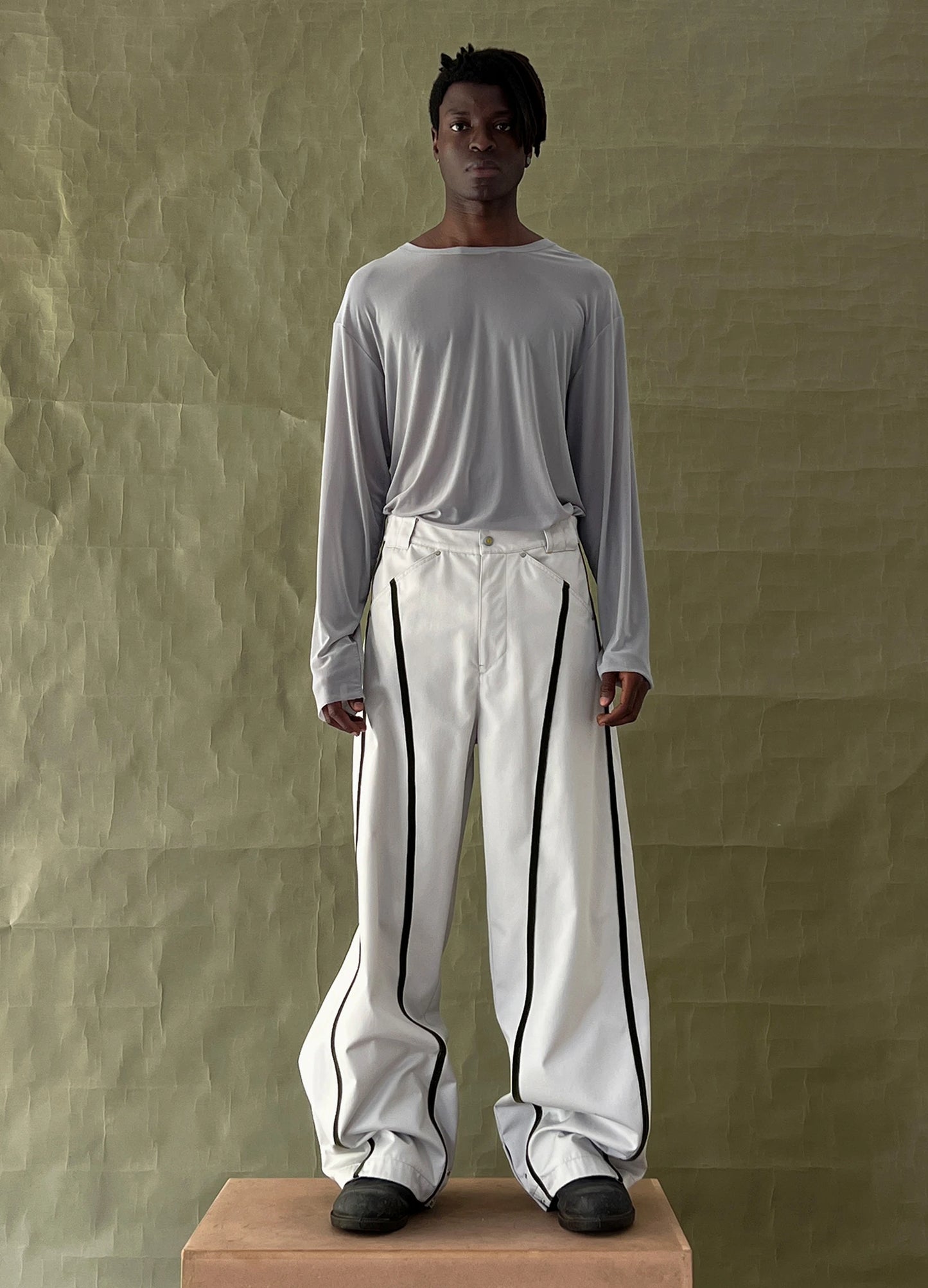 Buried-line Trousers