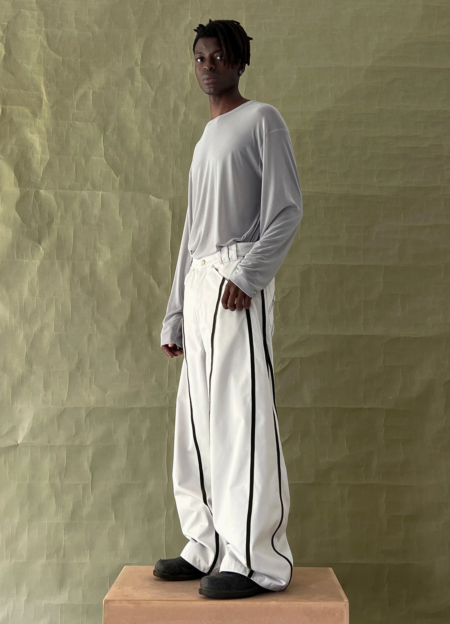 Buried-line Trousers
