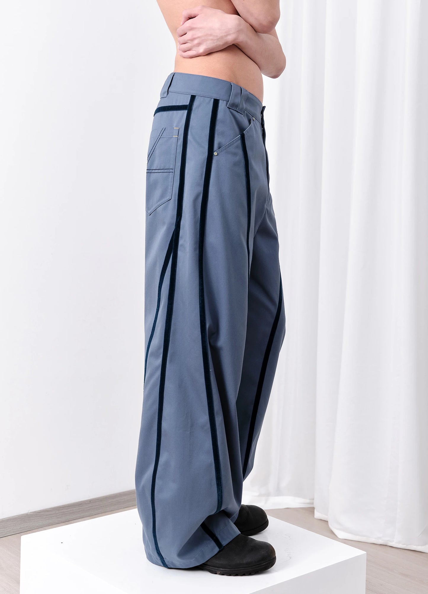 Buried-line Trousers