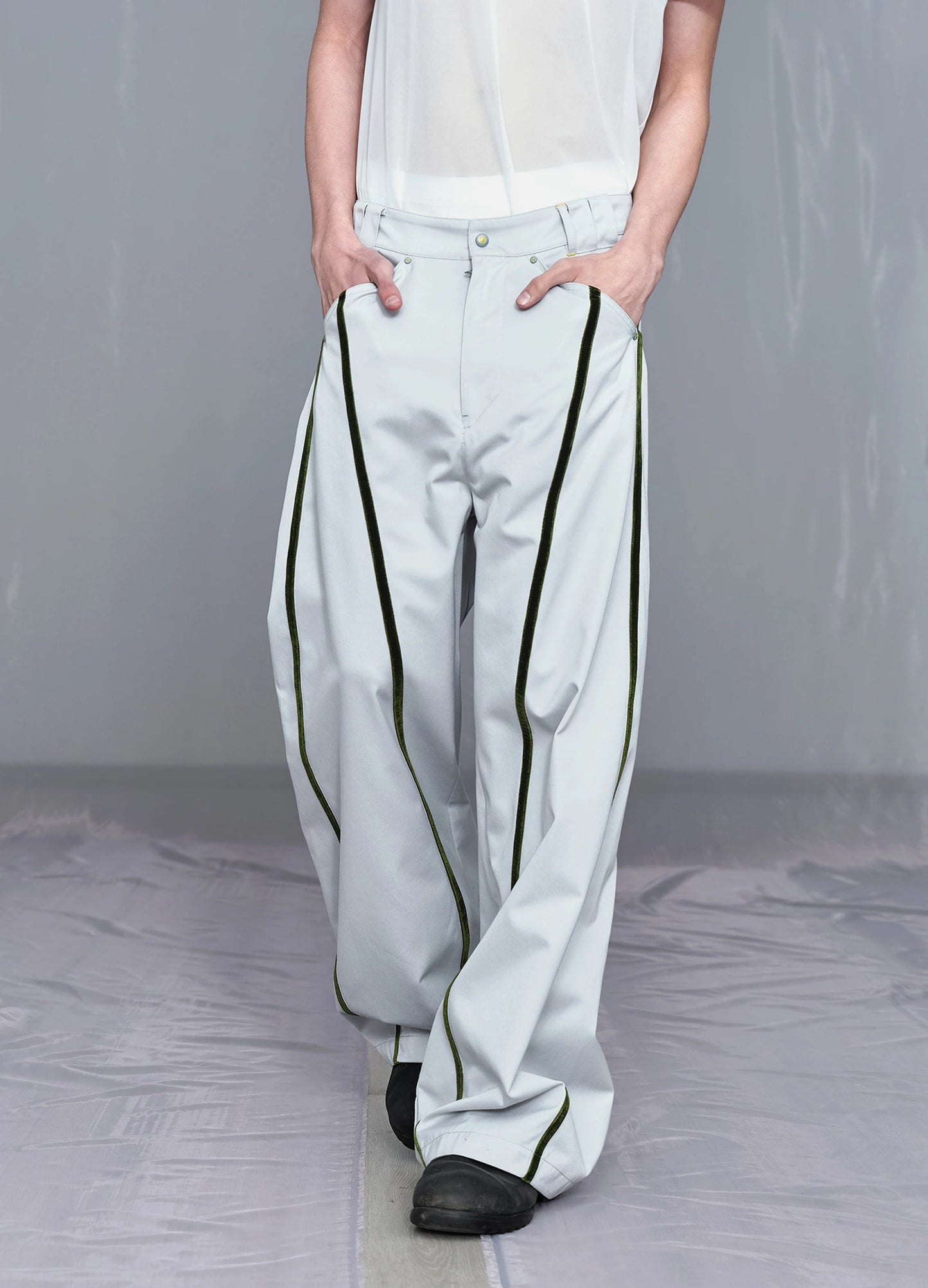 Buried-line Trousers