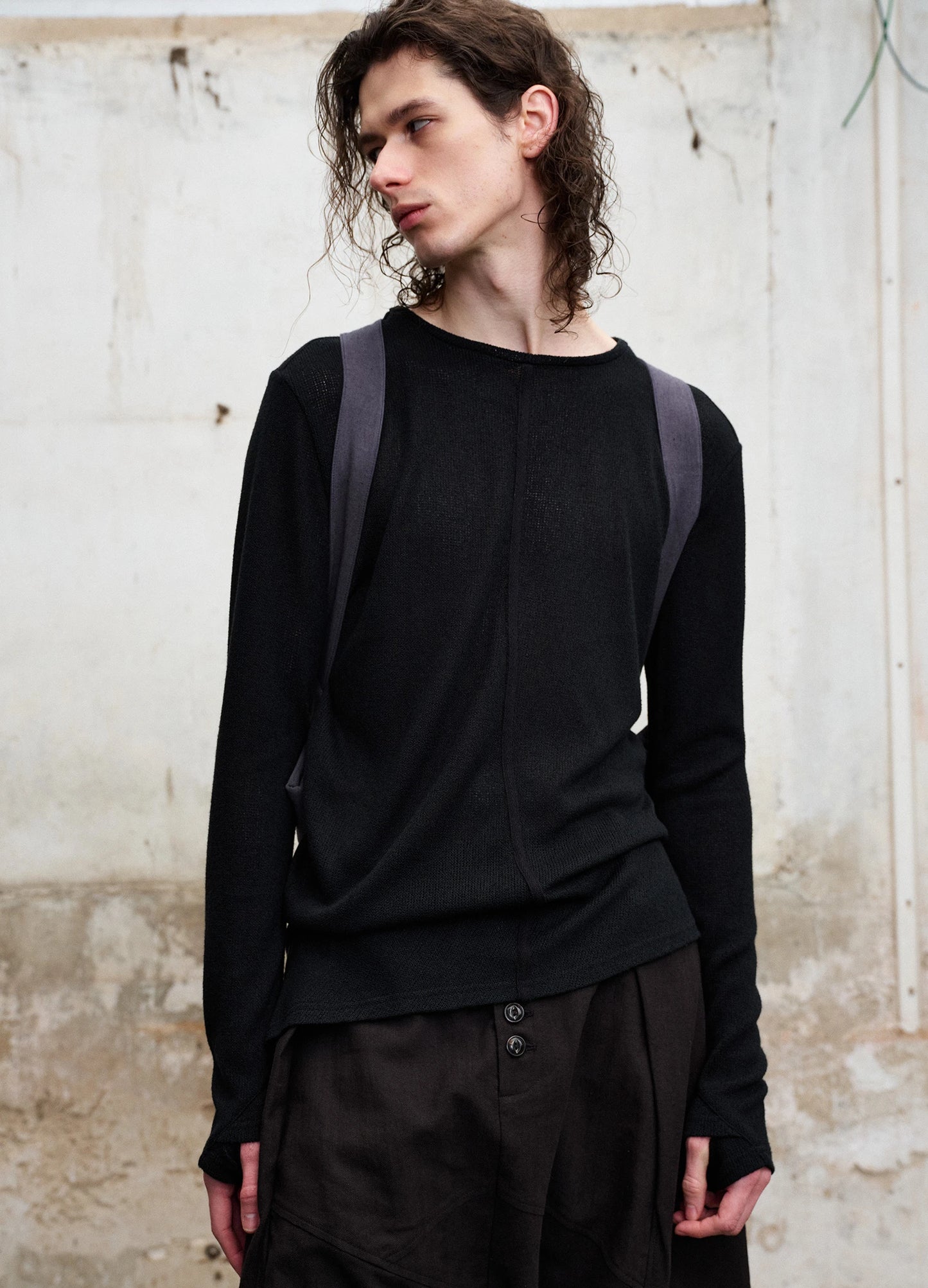 Curved Long Sleeve