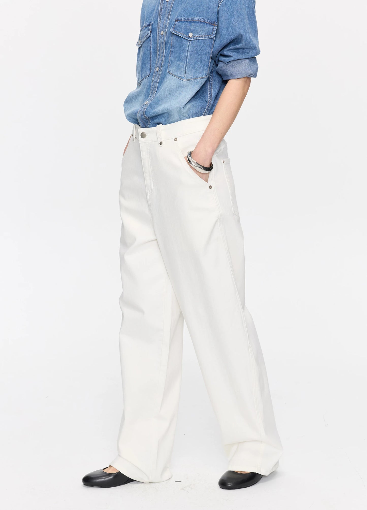 Curved White Denims