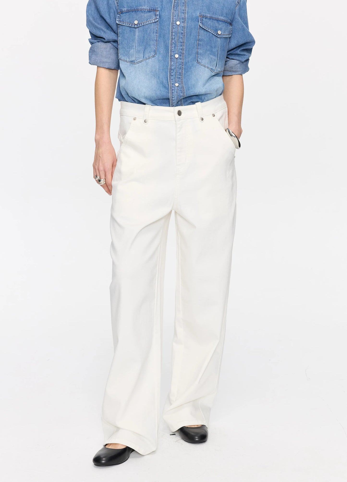 Curved White Denims