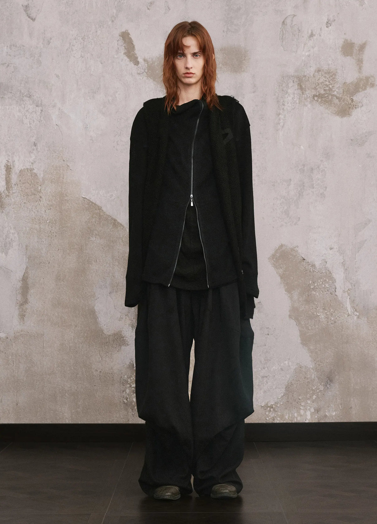 Curved Zip Cardigan