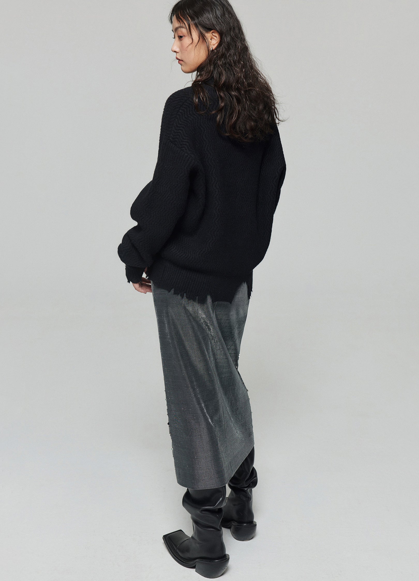Distressed Wool V Sweater – VERSEAS