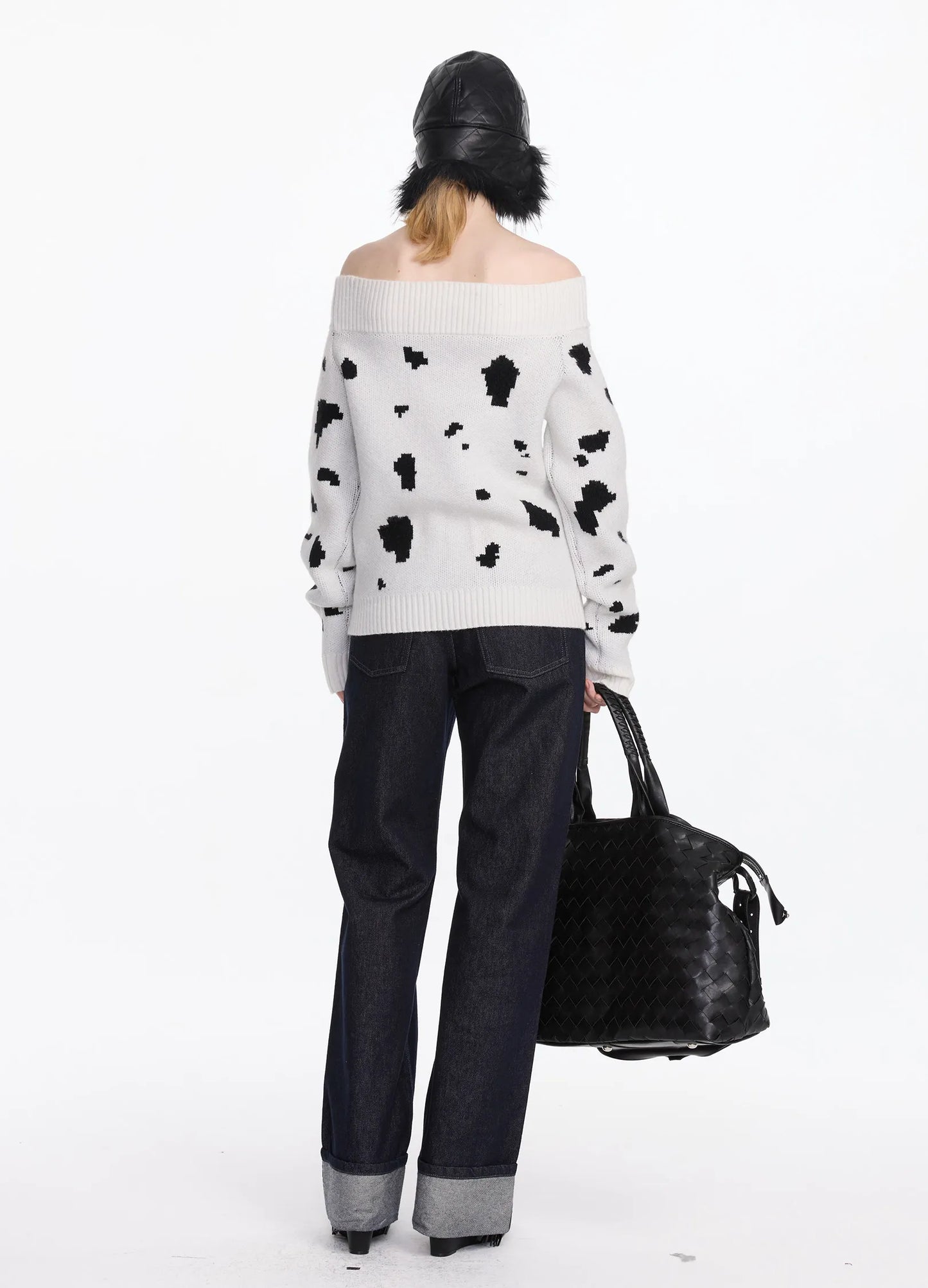 Dalmatian Knit