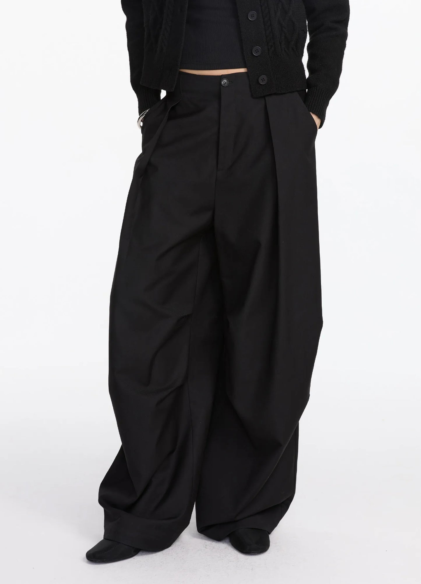 Fluid Pleated Pants