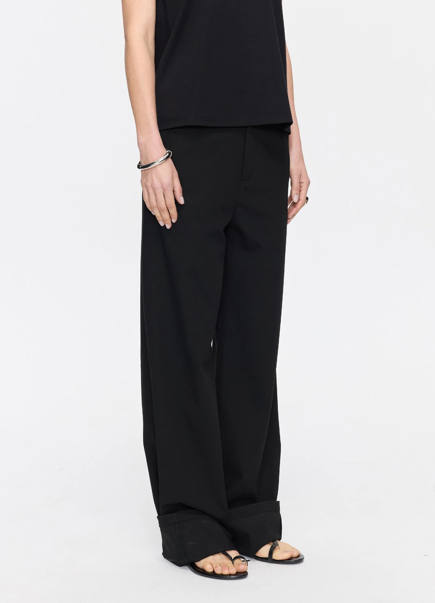 Loose Pencil Trousers