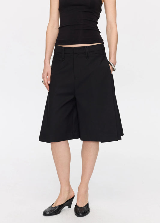 Pleated Bermuda Shorts