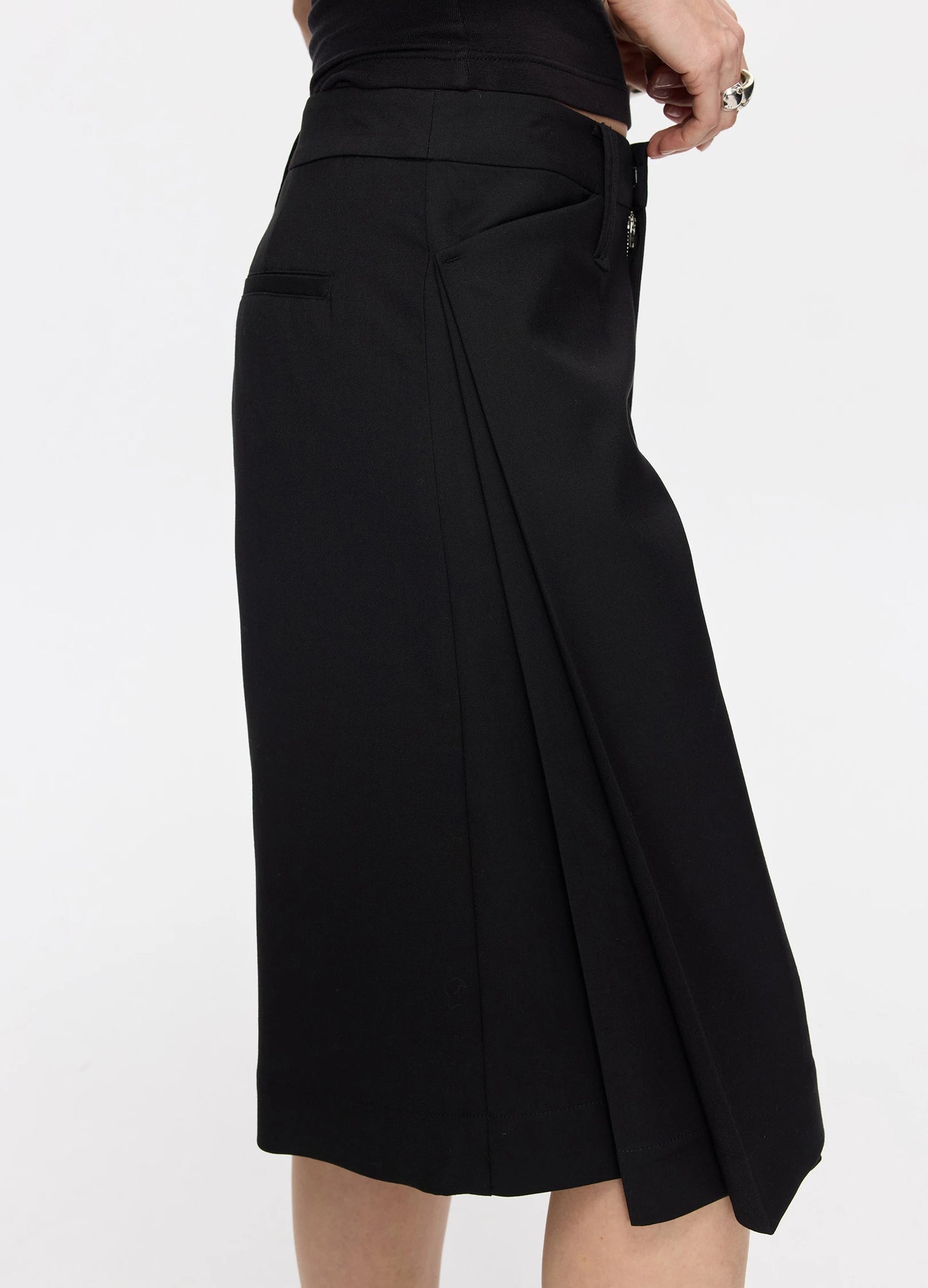 Pleated Bermuda Shorts