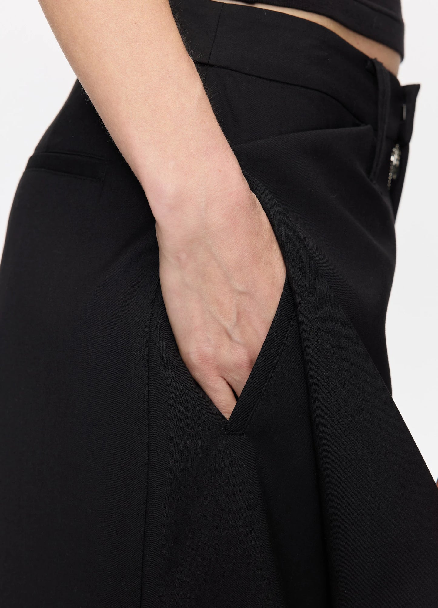 Pleated Bermuda Shorts