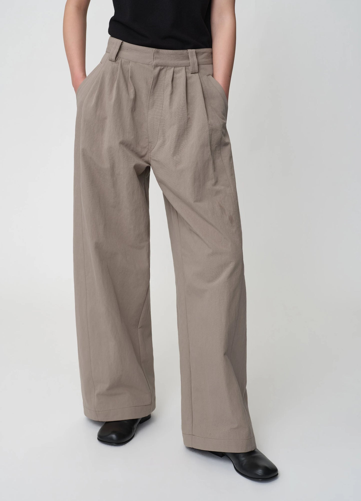 Pleated Cotton Trousers