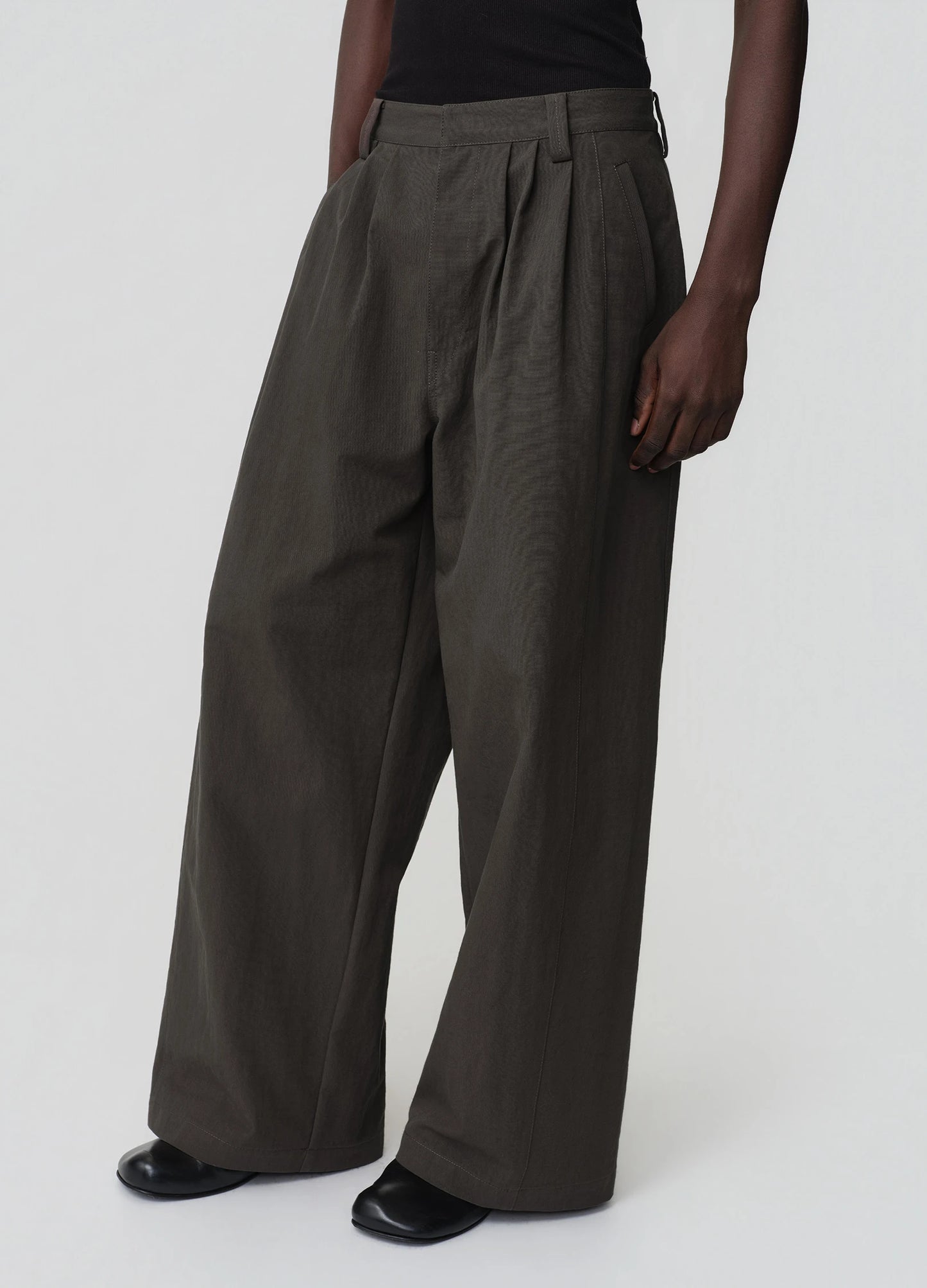 Pleated Cotton Trousers