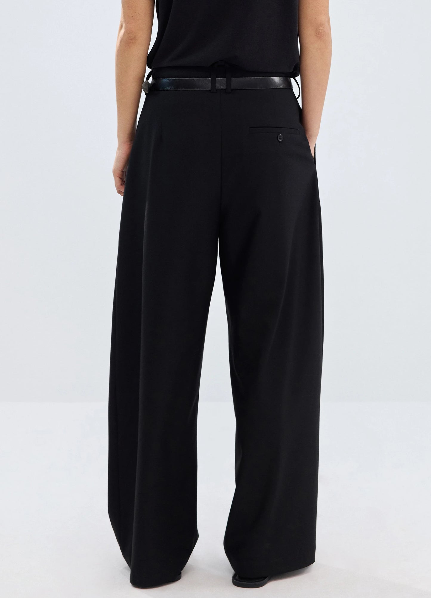 Pleated Loose Trousers