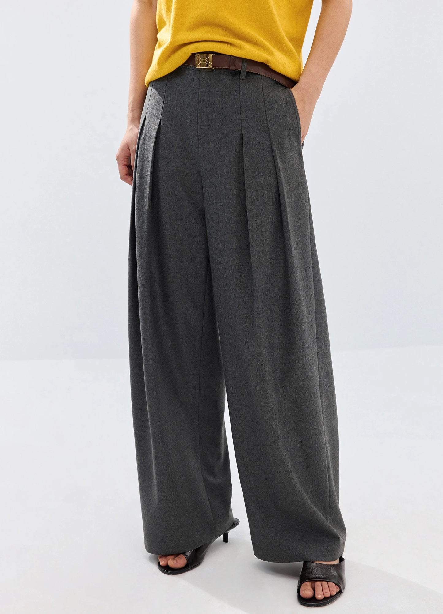 Pleated Loose Trousers