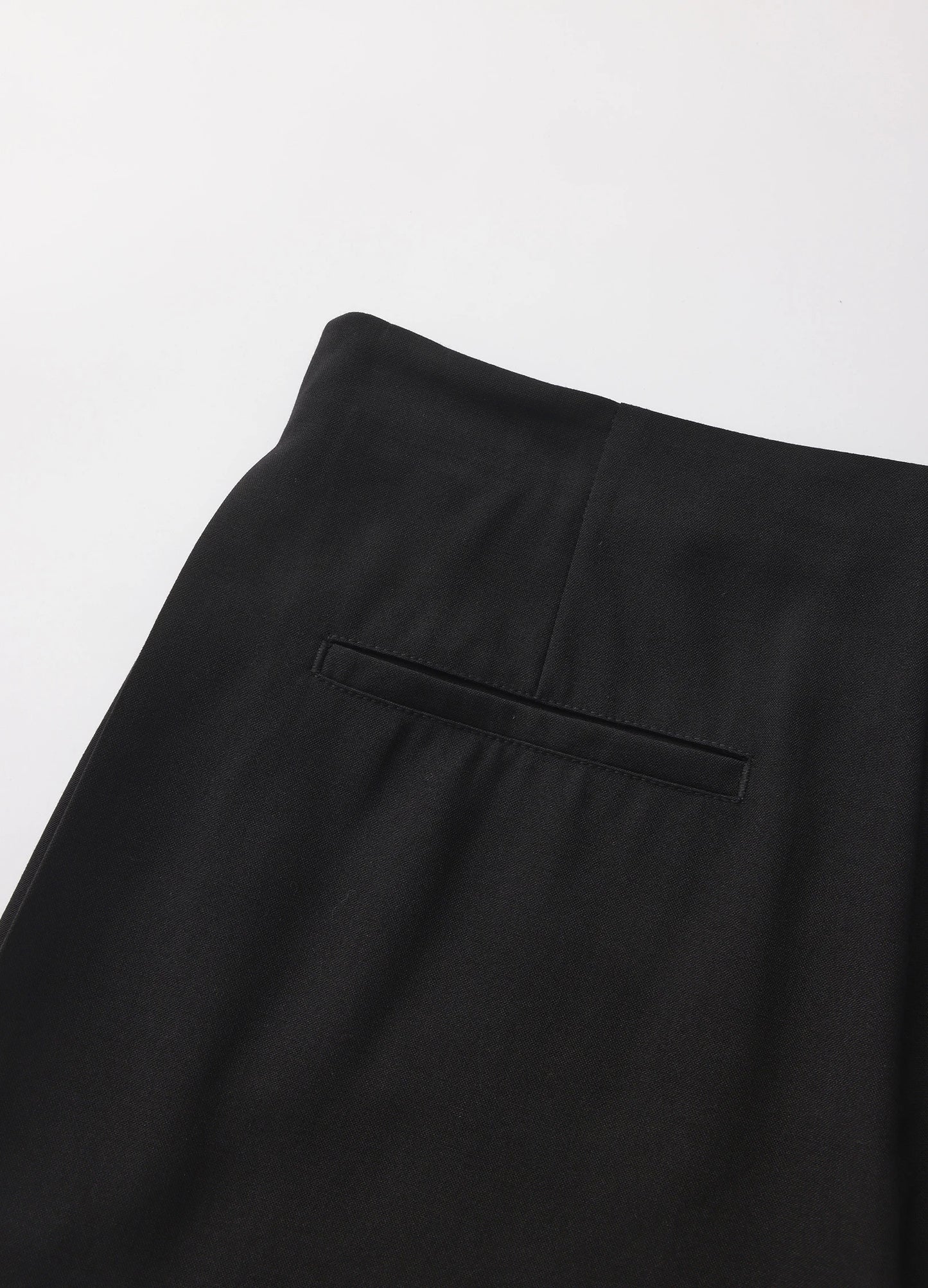 Pleated Tapered Trousers