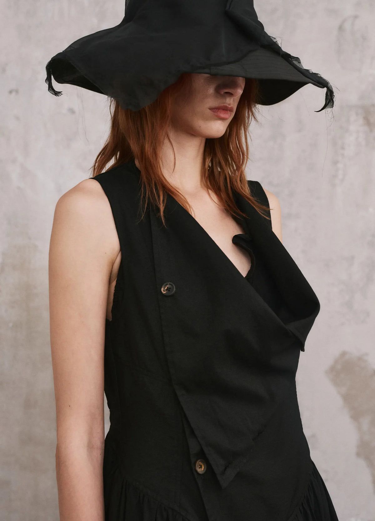 Pointed Open Robe