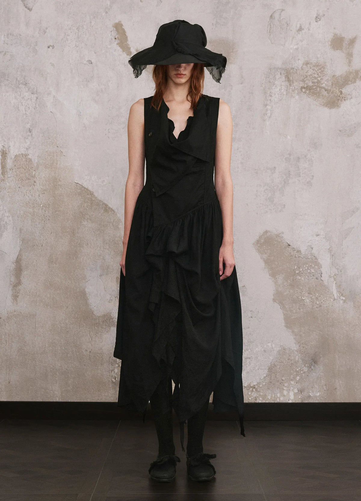 Pointed Open Robe