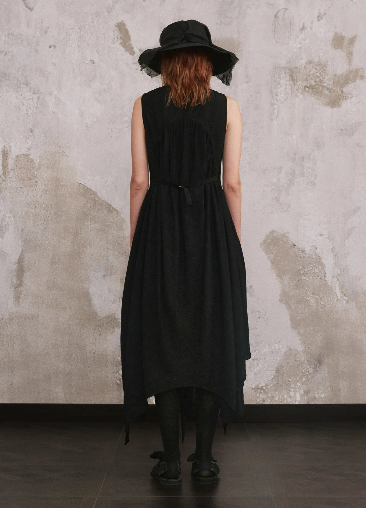 Pointed Open Robe