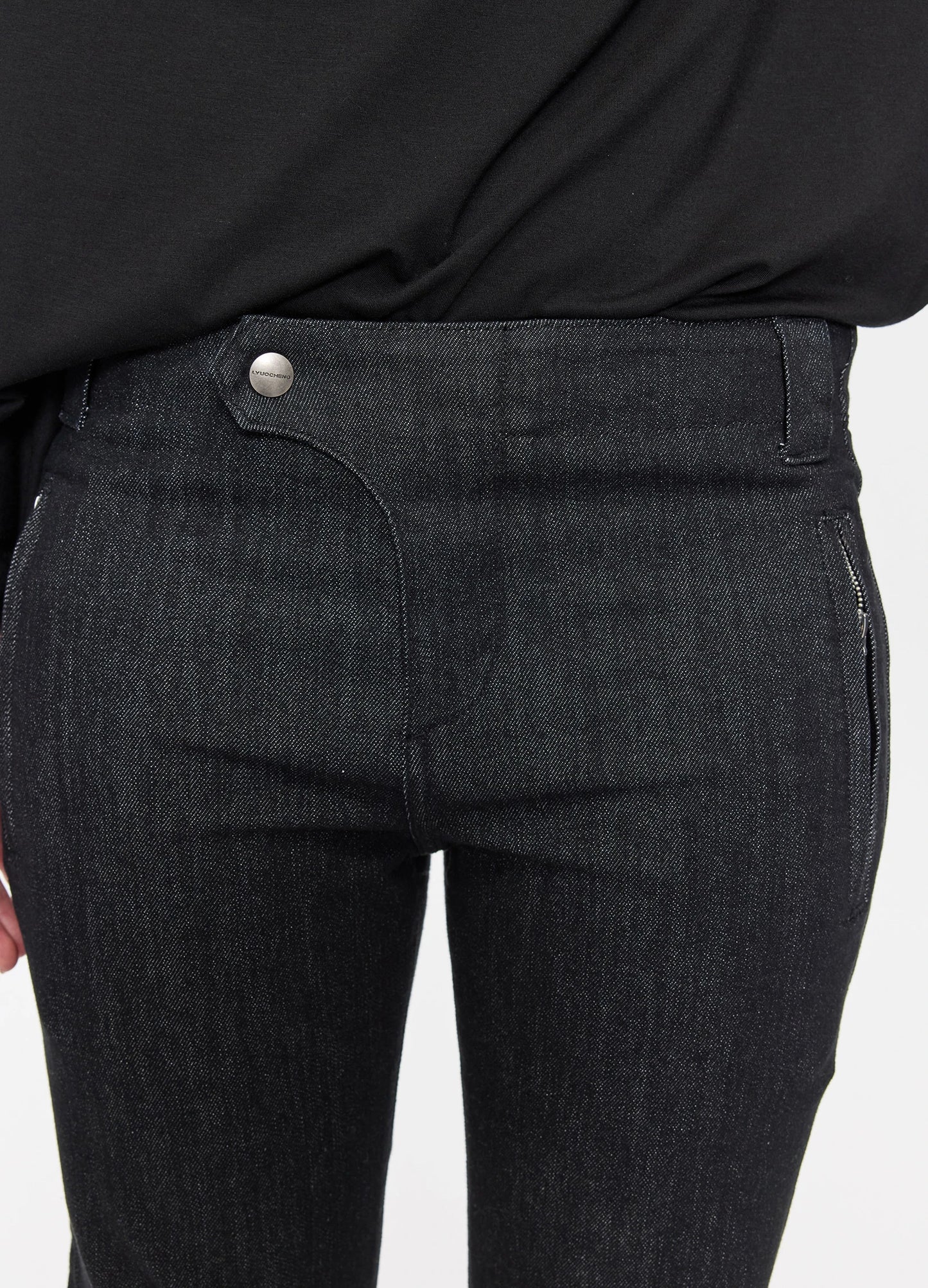 Raw Cropped Denims