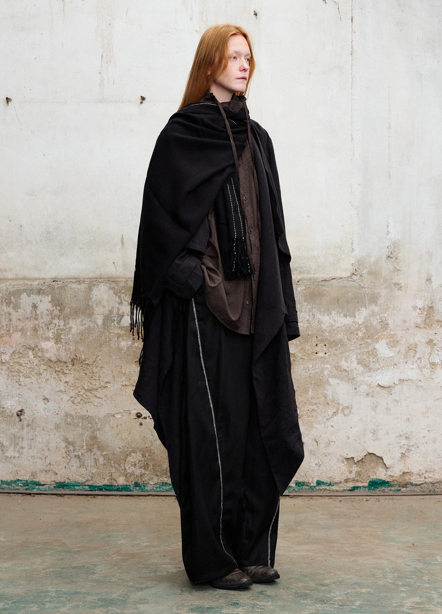 Raw Edge Curved Trousers