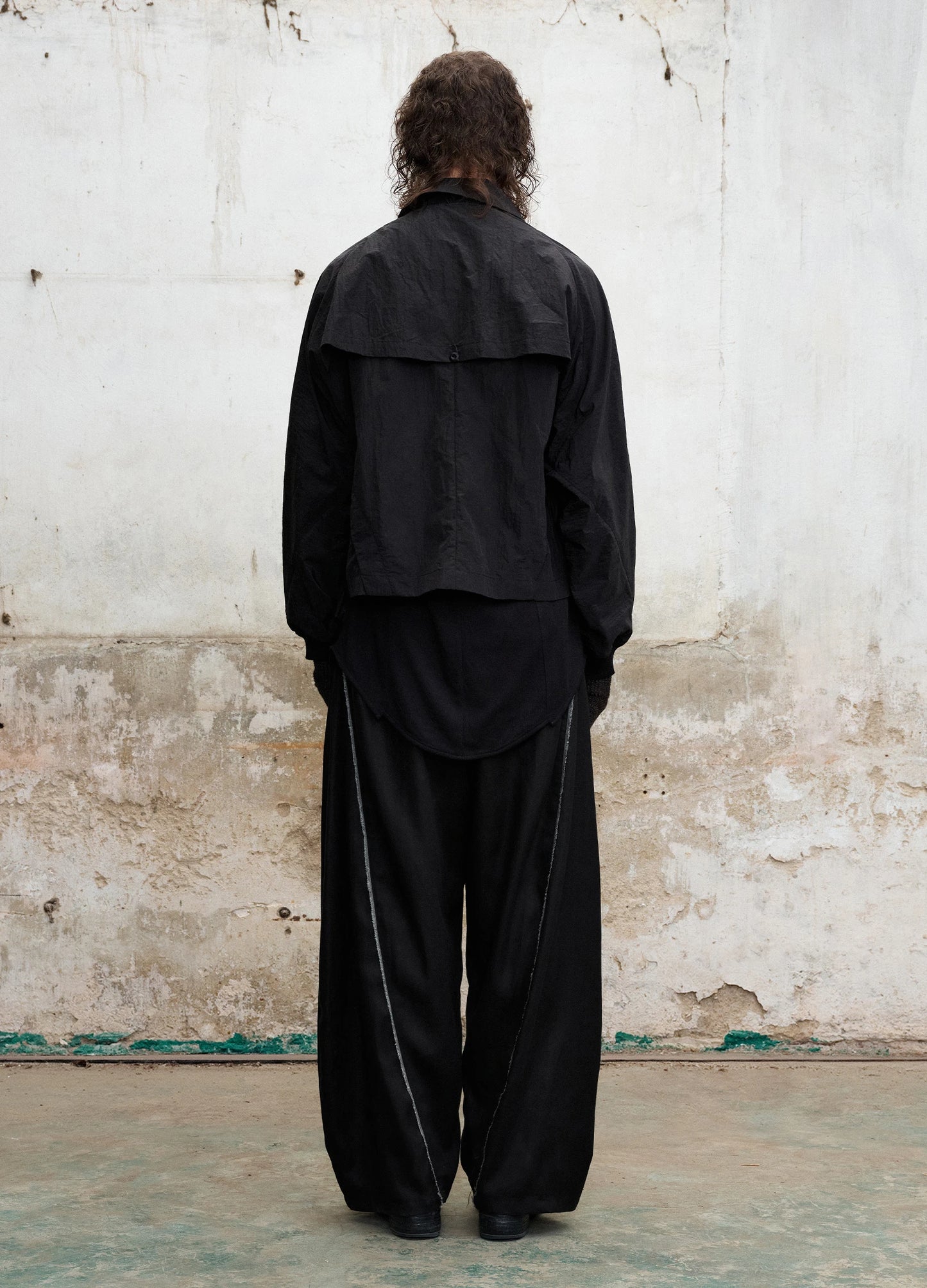 Raw Edge Curved Trousers