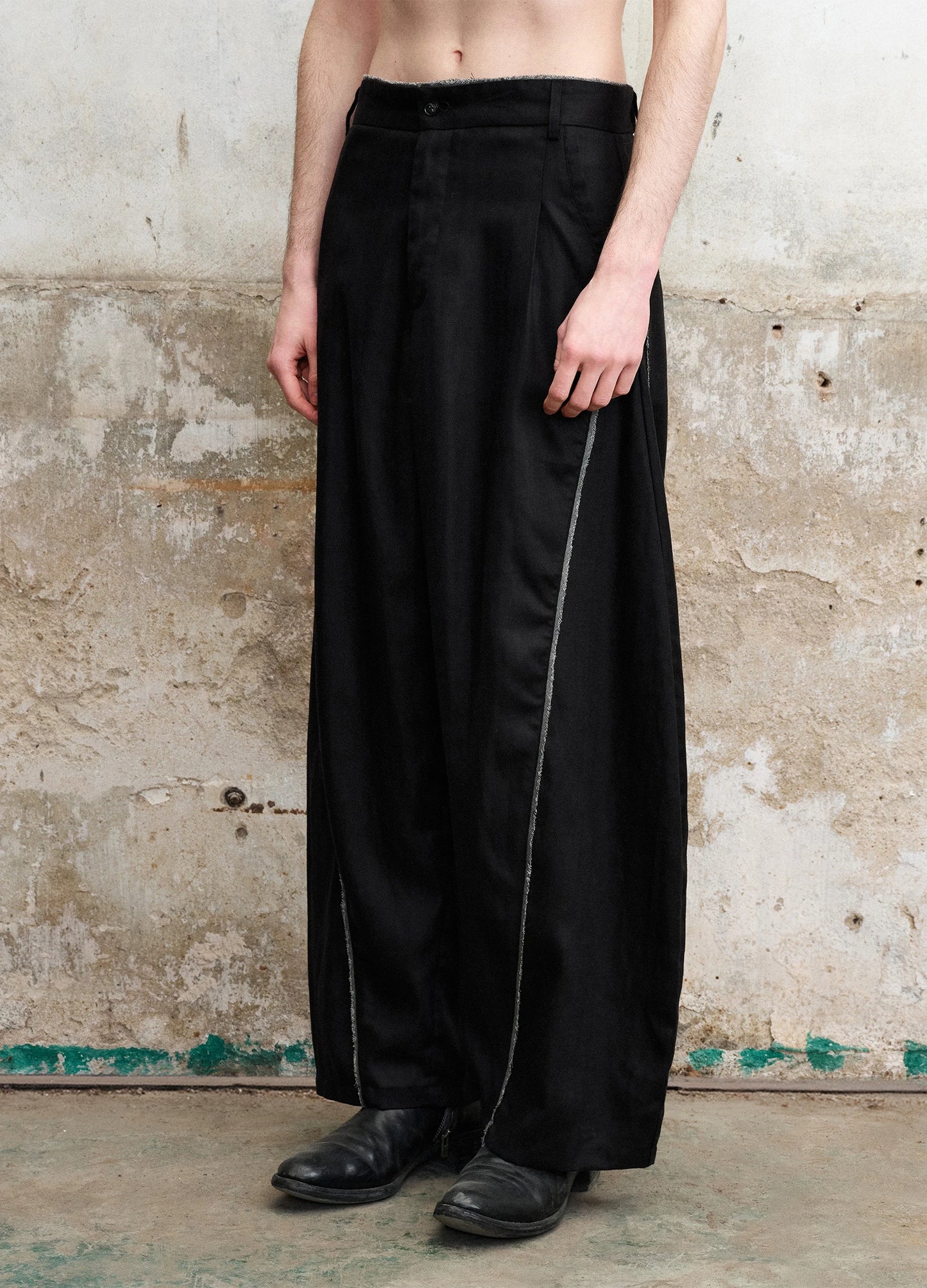 Raw Edge Curved Trousers