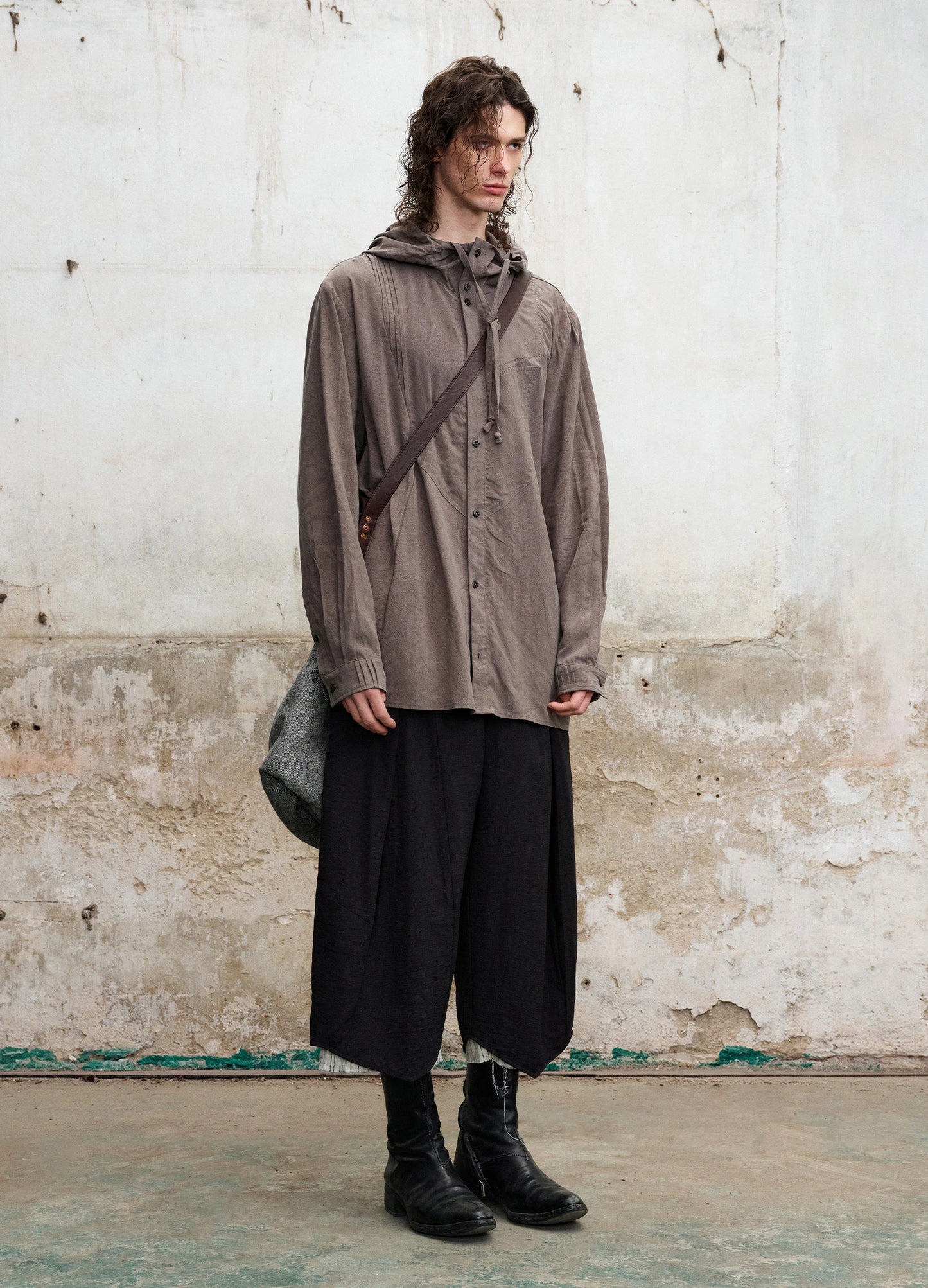Relaxed Hooded Shirt