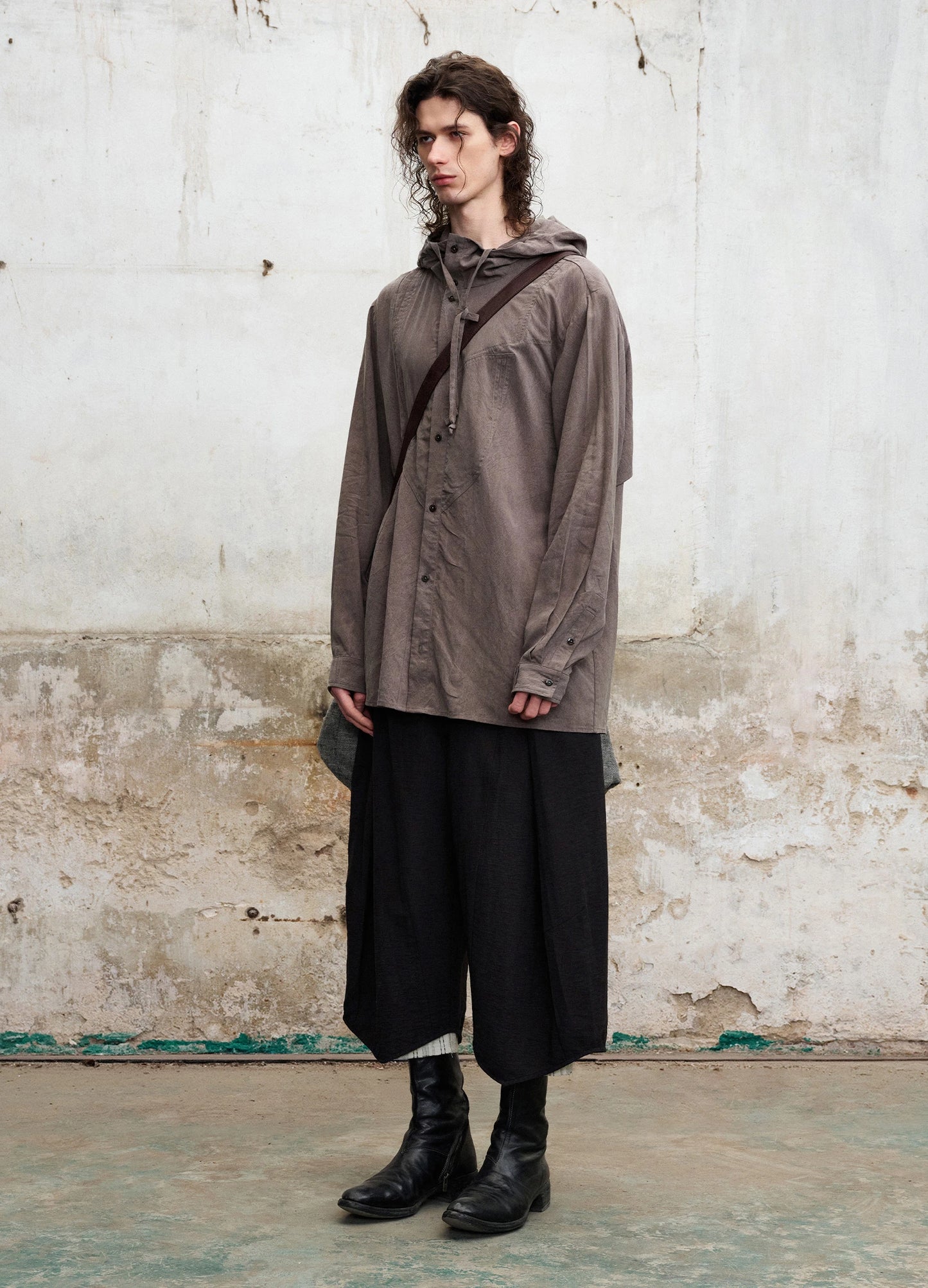 Relaxed Hooded Shirt