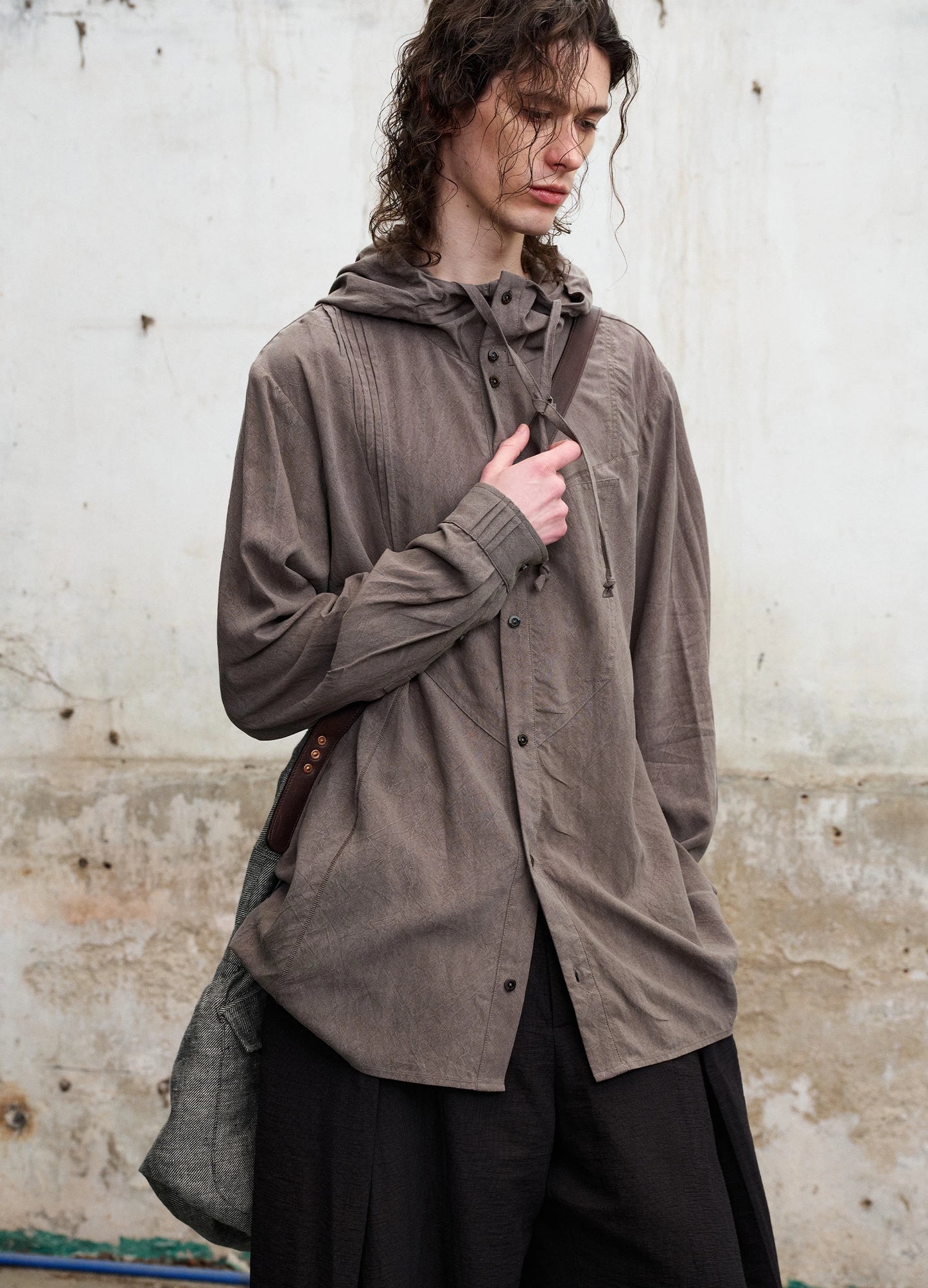 Relaxed Hooded Shirt