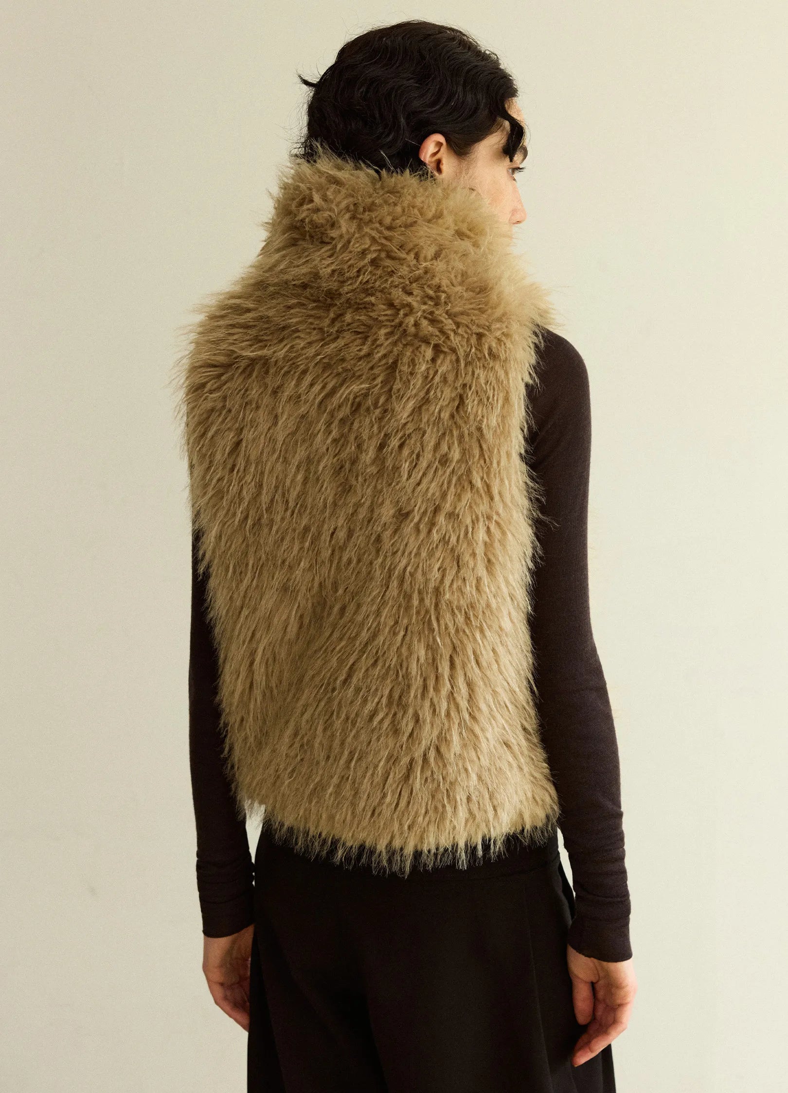 Reversible Faux Fur Vest – VERSEAS