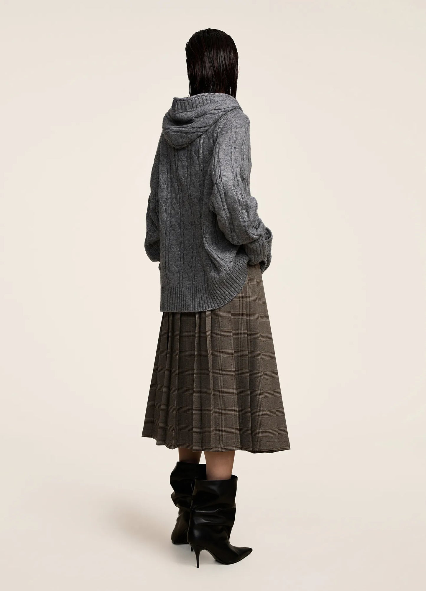 Ribbed Knit Pullover