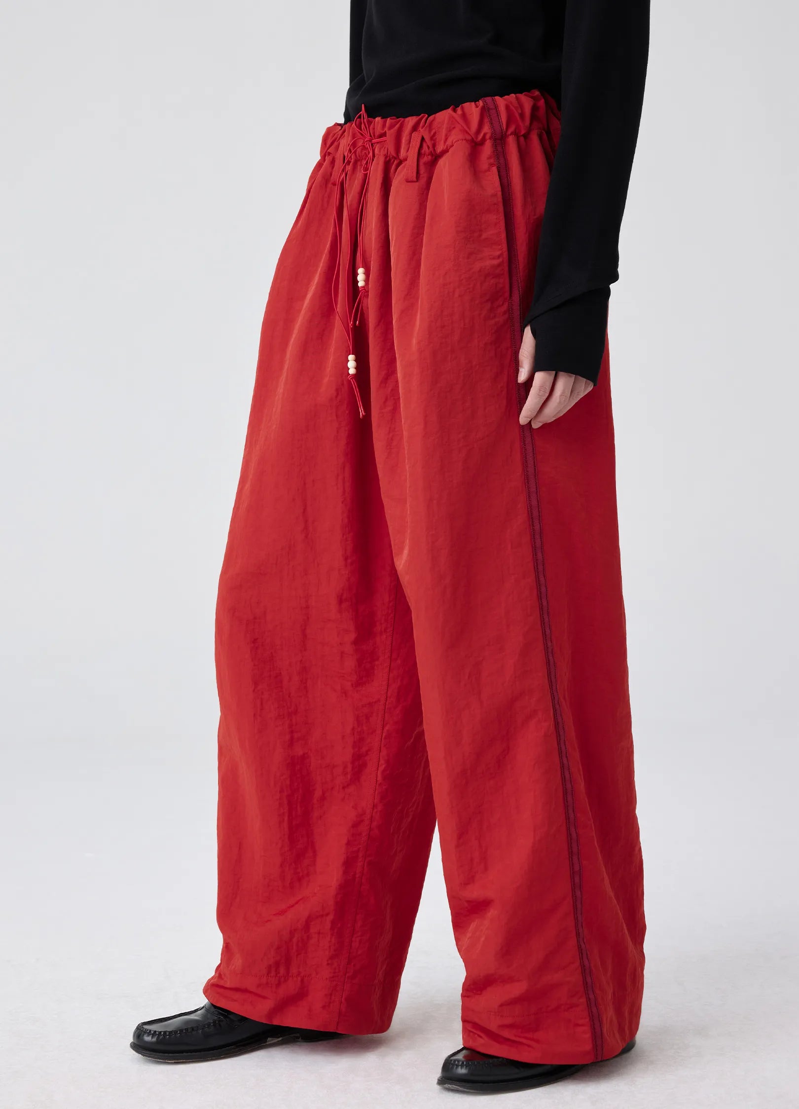 Side Seam Loose Trousers – VERSEAS display picture 1