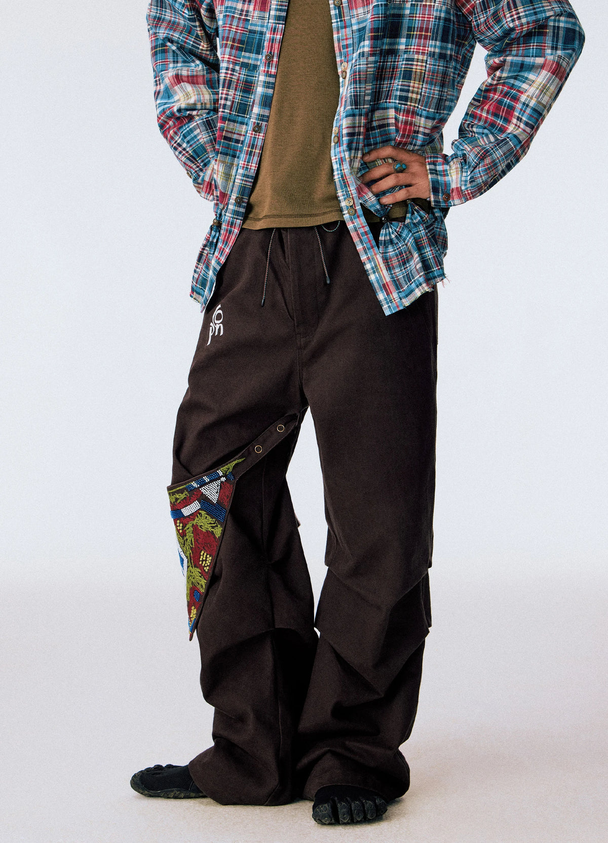 Slide Cut Pants