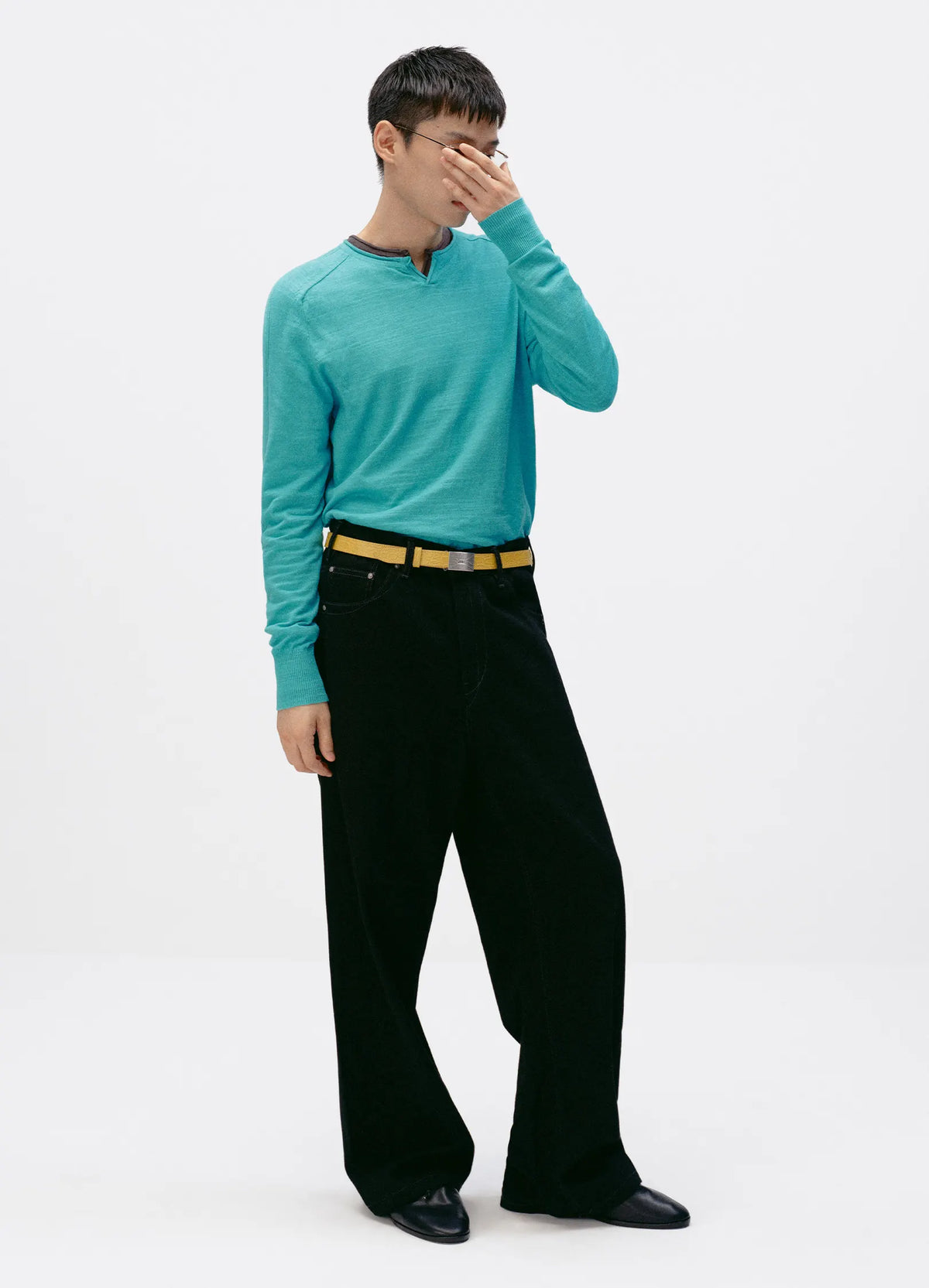 Split-Neck Longsleeve