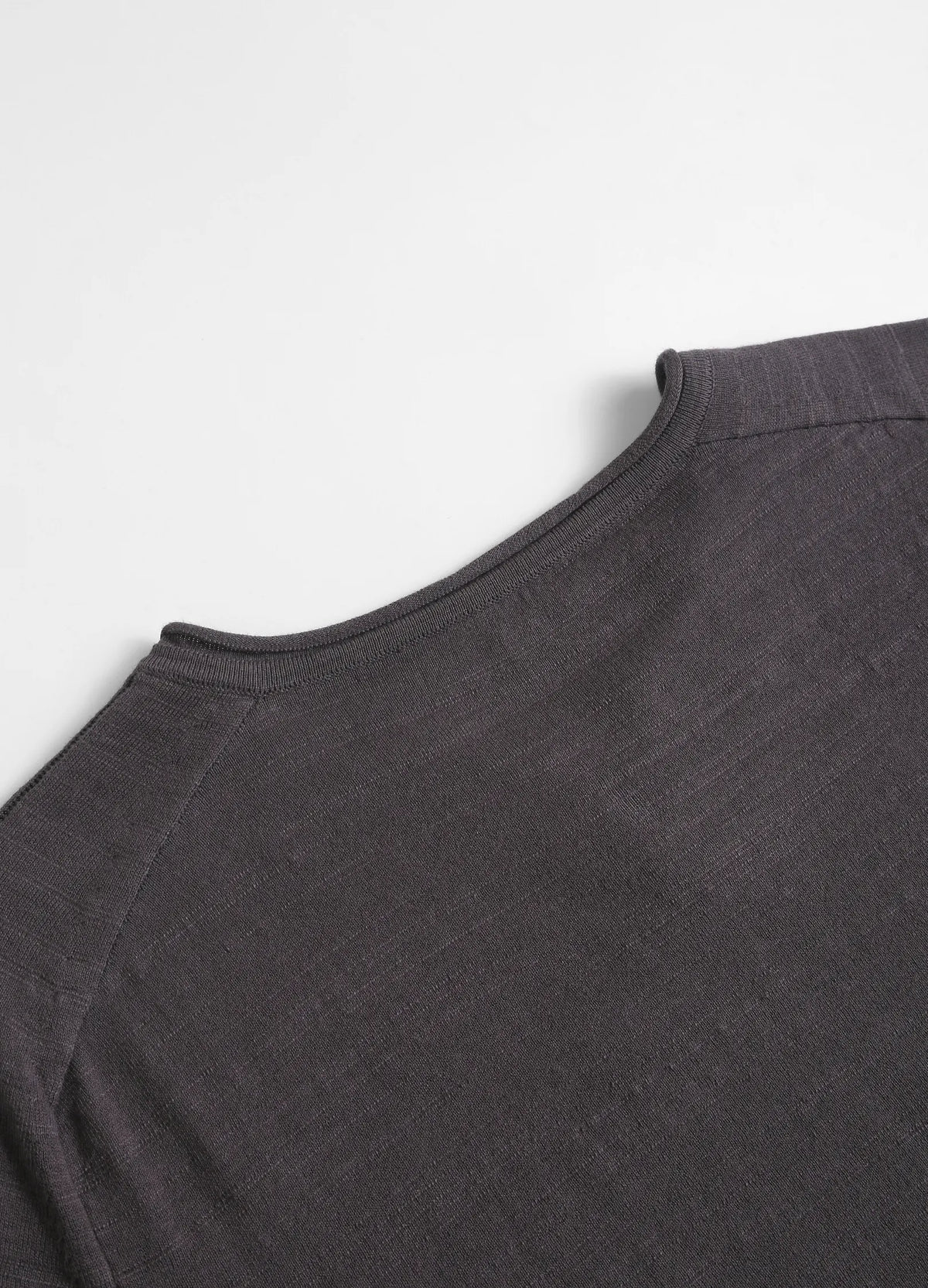 Split-Neck Longsleeve