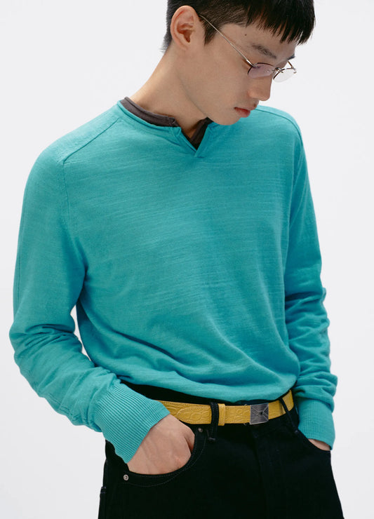 Split-Neck Longsleeve
