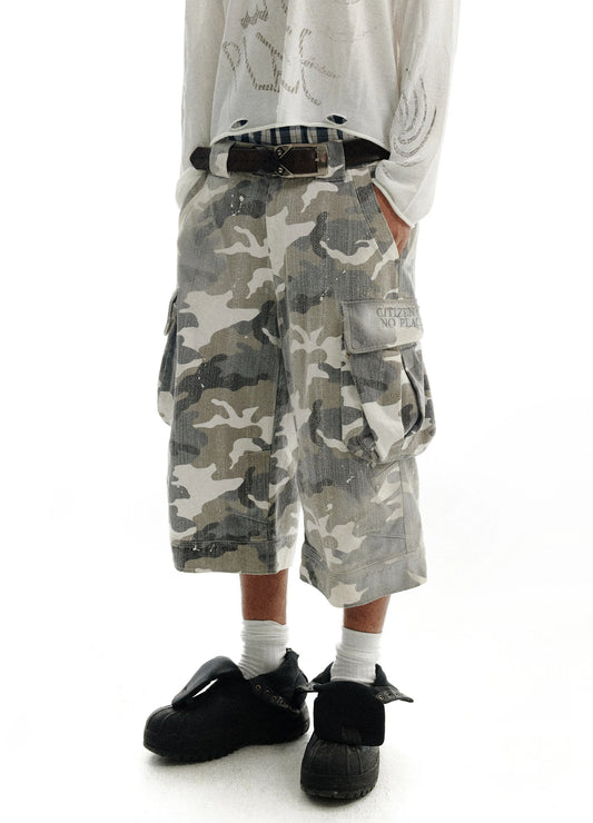 Spray Camo Capris