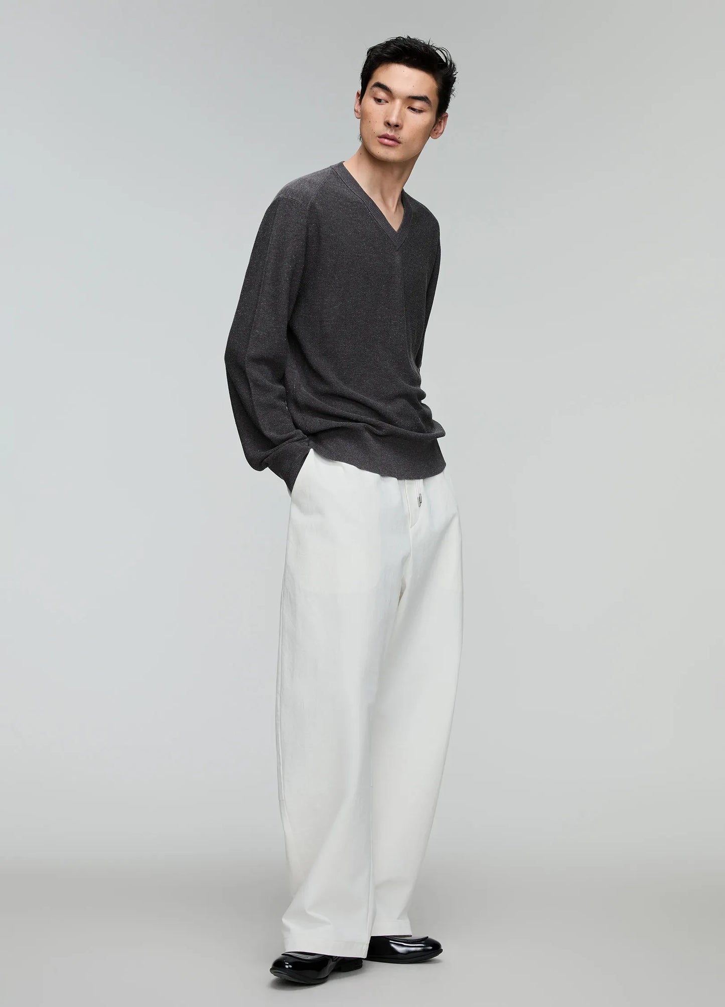 V Casual Knit