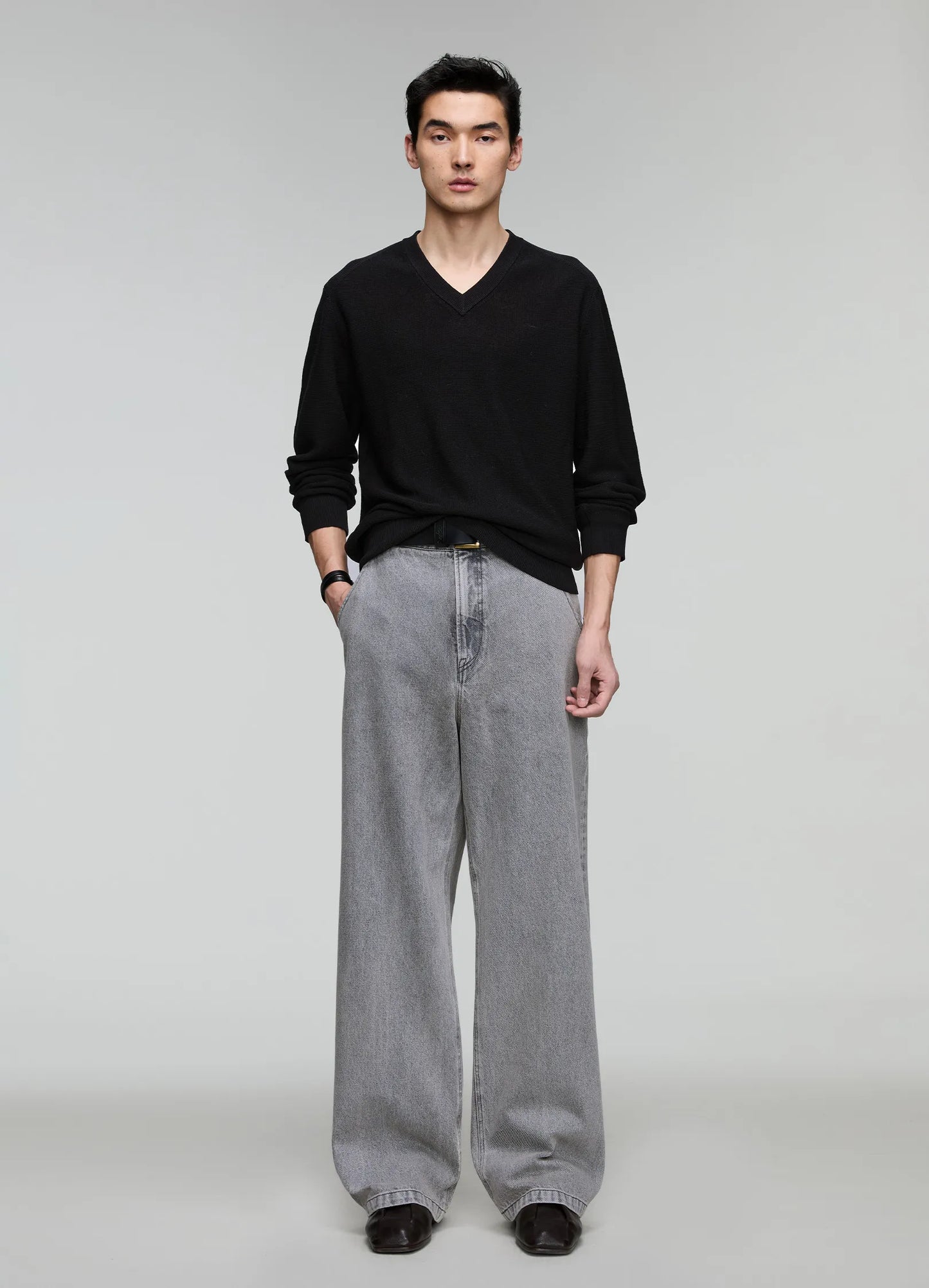 V Casual Knit