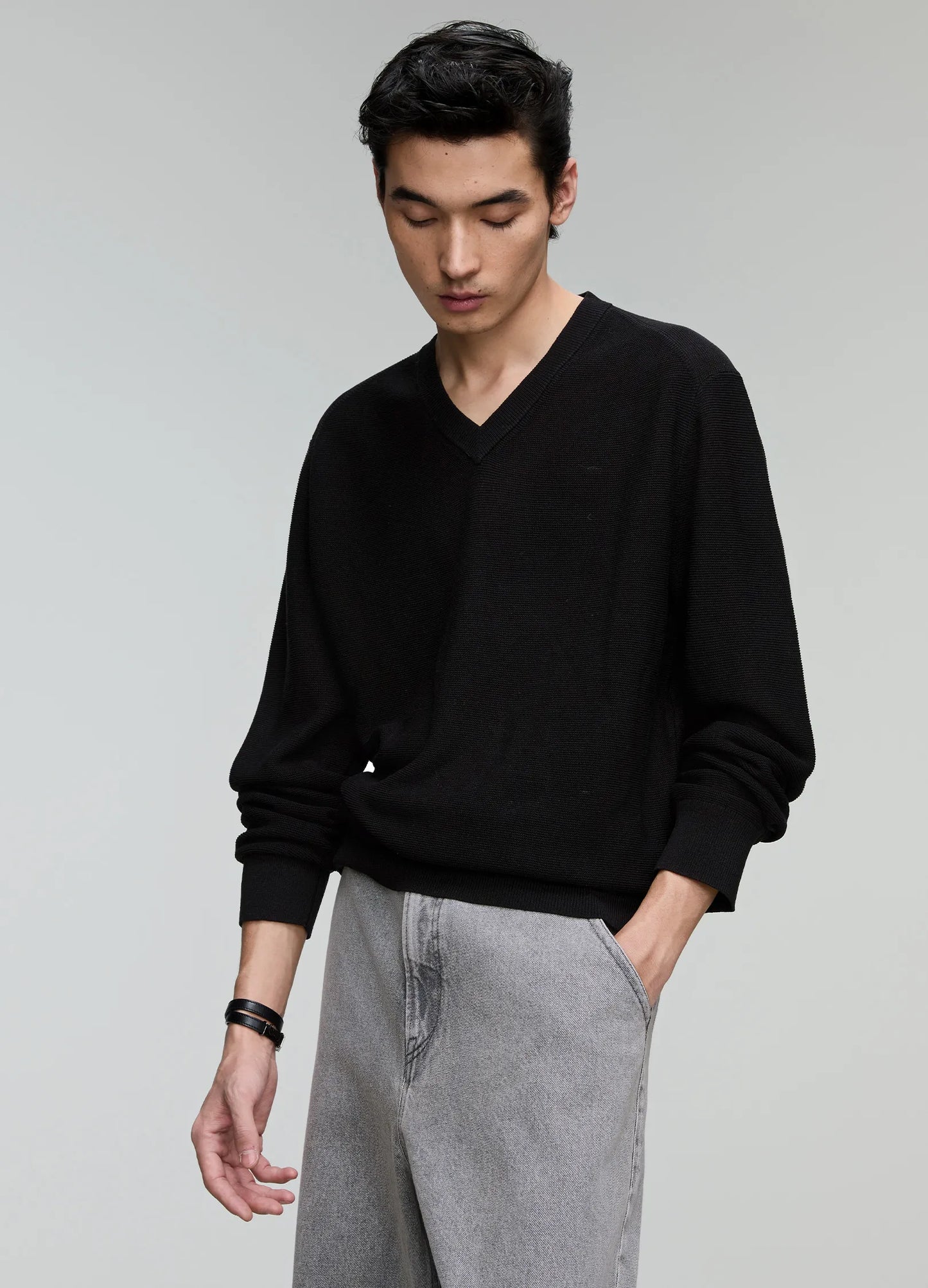 V Casual Knit
